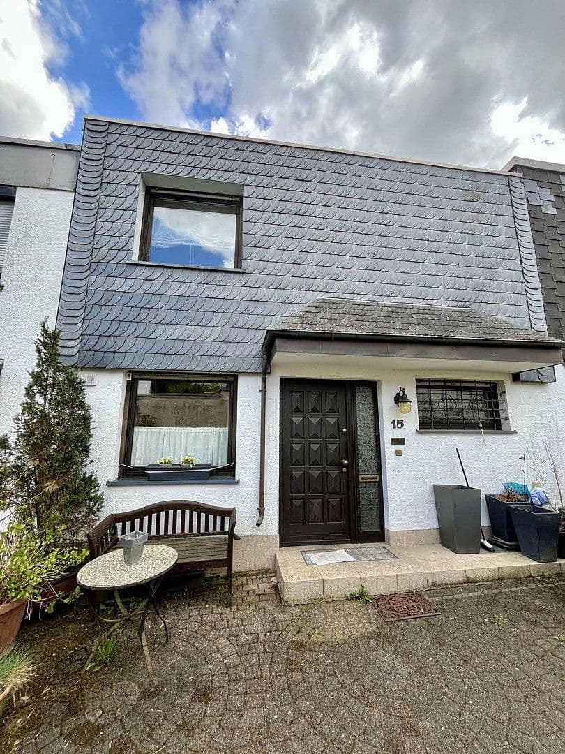 Prodej domu 150 m², pozemek 250 m², Mittlere Bergerheide 15, Wuppertal, Severní Porýní-Vestfálsko Prodej domu 150 m², pozemek 250 m², Mittlere Bergerheide 15, Wuppertal, Severní Porýní-Vestfálsko