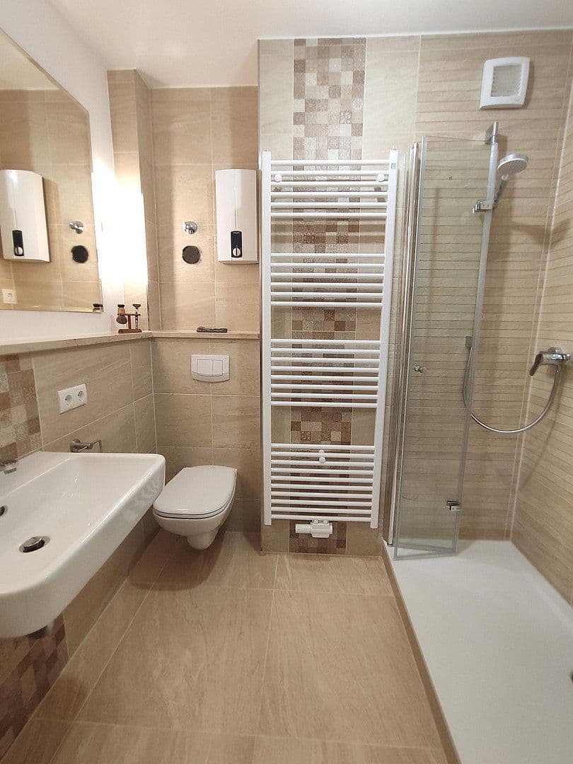 Pronájem bytu 3+1 60 m², Kiel, Šlesvicko-Holštýnsko Pronájem bytu 3+1 60 m², Kiel, Šlesvicko-Holštýnsko