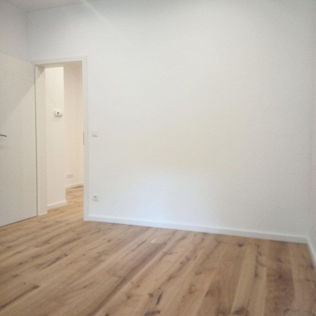 Pronájem bytu 2+1 55 m², Von-der-Tann-Straße 38A, Ludwigshafen am Rhein, Porýní-Falc Pronájem bytu 2+1 55 m², Von-der-Tann-Straße 38A, Ludwigshafen am Rhein, Porýní-Falc