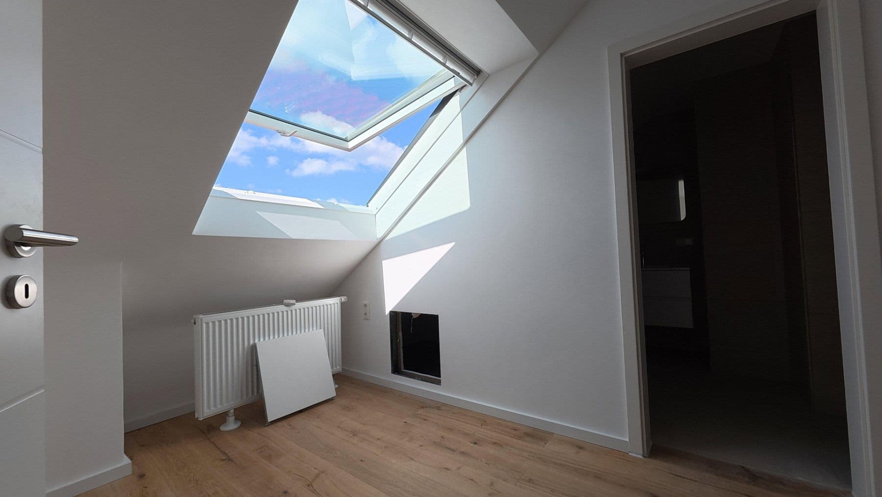 Pronájem bytu 1+1 38 m², Schifferstadter Str. 27, Mannheim, Bádensko-Württembersko Pronájem bytu 1+1 38 m², Schifferstadter Str. 27, Mannheim, Bádensko-Württembersko