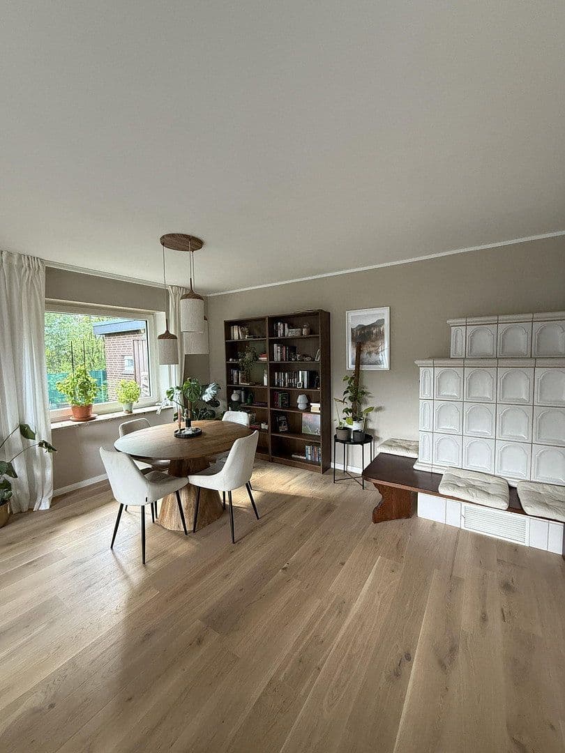 Prodej domu 125 m², pozemek 770 m², Am Sportplatz 41, Wistedt, Dolní Sasko Prodej domu 125 m², pozemek 770 m², Am Sportplatz 41, Wistedt, Dolní Sasko