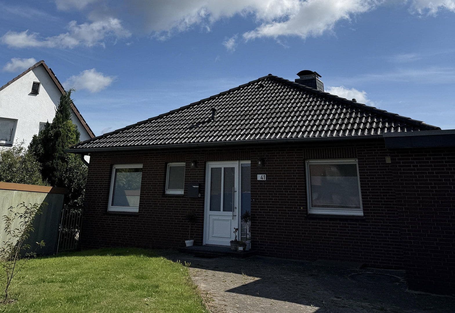 Prodej domu 125 m², pozemek 770 m², Am Sportplatz 41, Wistedt, Dolní Sasko Prodej domu 125 m², pozemek 770 m², Am Sportplatz 41, Wistedt, Dolní Sasko