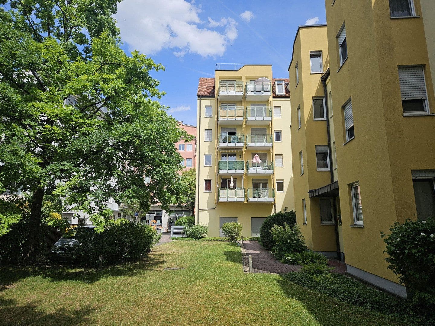 Prodej bytu 2+1 60 m², Karl-Bröger Str. 18, Nürnberg, Bavorsko Prodej bytu 2+1 60 m², Karl-Bröger Str. 18, Nürnberg, Bavorsko