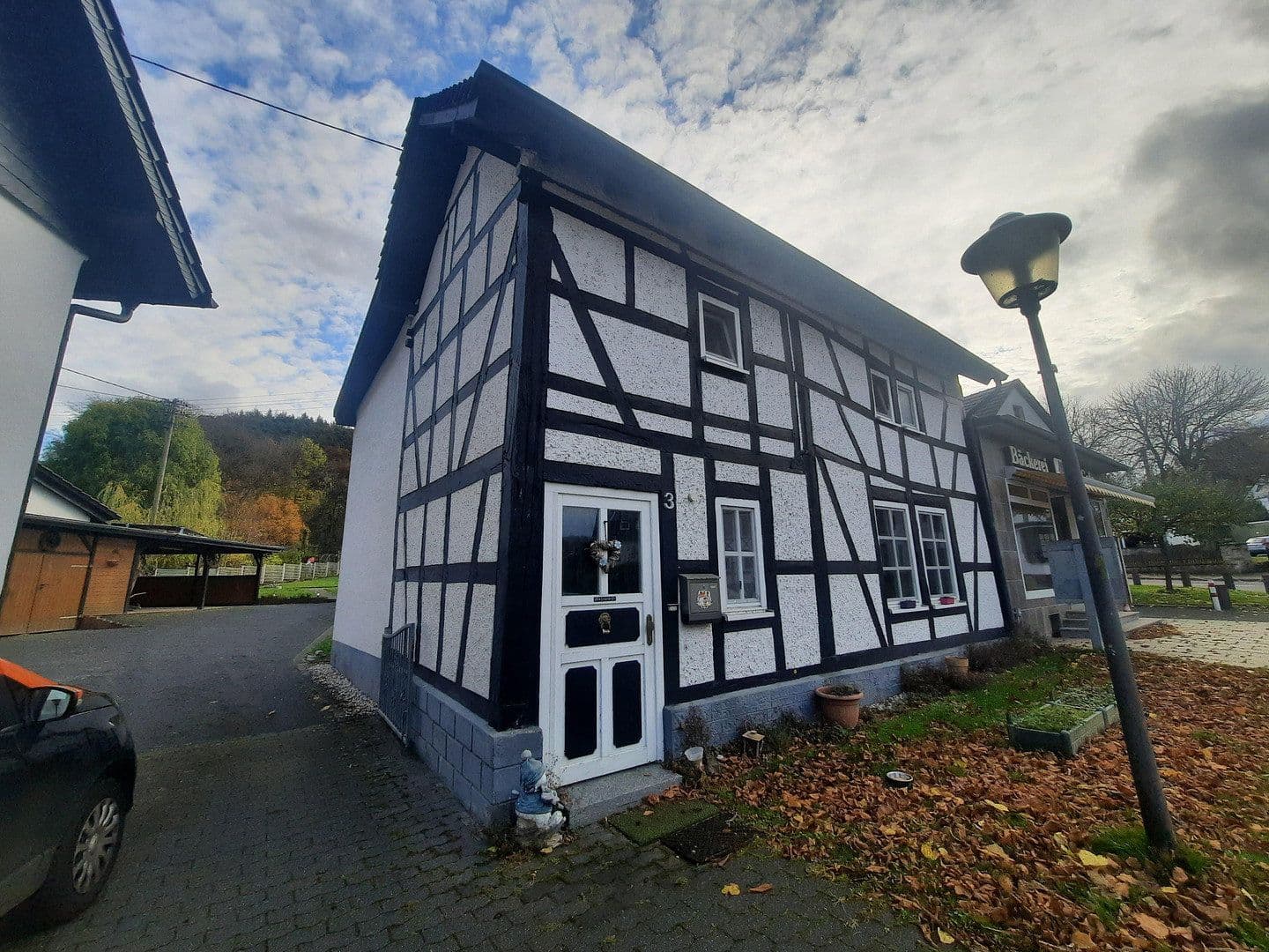 Prodej domu 96 m², pozemek 134 m², Kirchplatz 3, Peterslahr, Porýní-Falc Prodej domu 96 m², pozemek 134 m², Kirchplatz 3, Peterslahr, Porýní-Falc