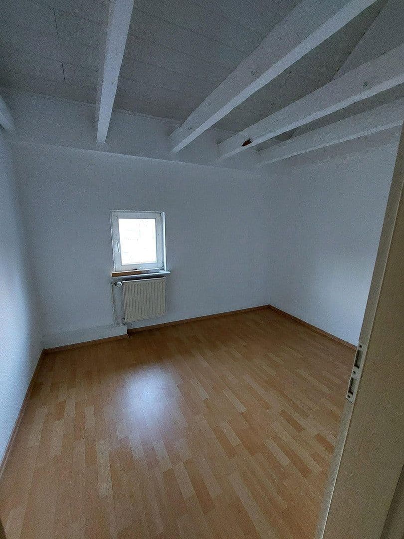 Prodej domu 96 m², pozemek 134 m², Kirchplatz 3, Peterslahr, Porýní-Falc Prodej domu 96 m², pozemek 134 m², Kirchplatz 3, Peterslahr, Porýní-Falc