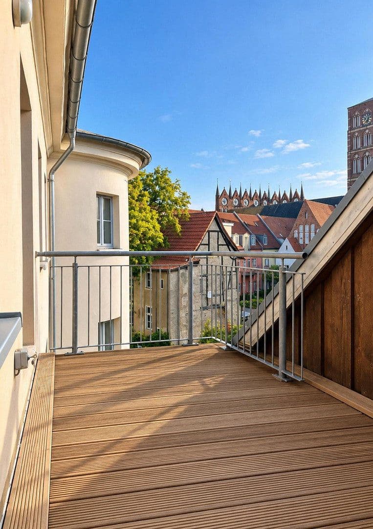 Pronájem bytu 4+1 170 m², Stralsund, Mecklenburg-Vorpommern Pronájem bytu 4+1 170 m², Stralsund, Mecklenburg-Vorpommern