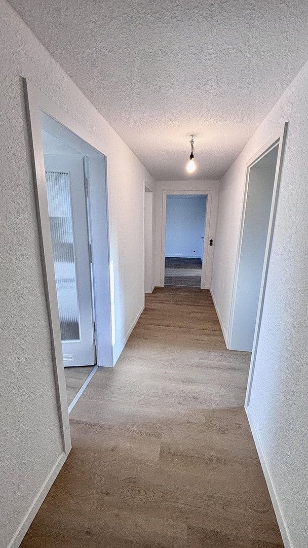 Pronájem bytu 3+1 70 m², Van-der-Giese-Straße, Düren, Severní Porýní-Vestfálsko Pronájem bytu 3+1 70 m², Van-der-Giese-Straße, Düren, Severní Porýní-Vestfálsko