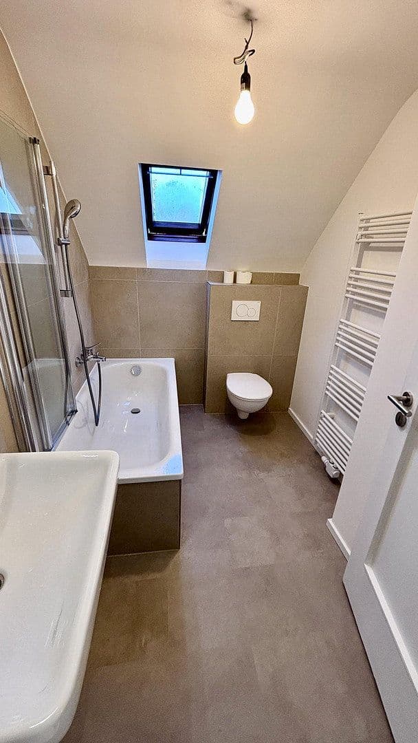 Pronájem bytu 3+1 70 m², Van-der-Giese-Straße, Düren, Severní Porýní-Vestfálsko Pronájem bytu 3+1 70 m², Van-der-Giese-Straße, Düren, Severní Porýní-Vestfálsko