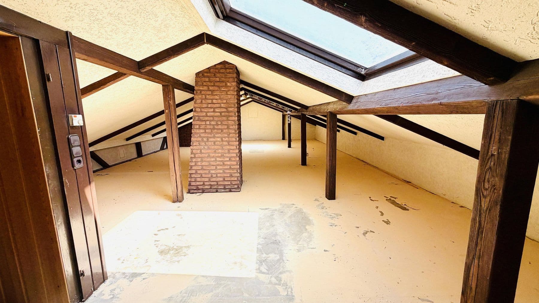 Prodej domu 127 m², pozemek 425 m², Leobschützerstraße 3, Nürnberg, Bavorsko Prodej domu 127 m², pozemek 425 m², Leobschützerstraße 3, Nürnberg, Bavorsko