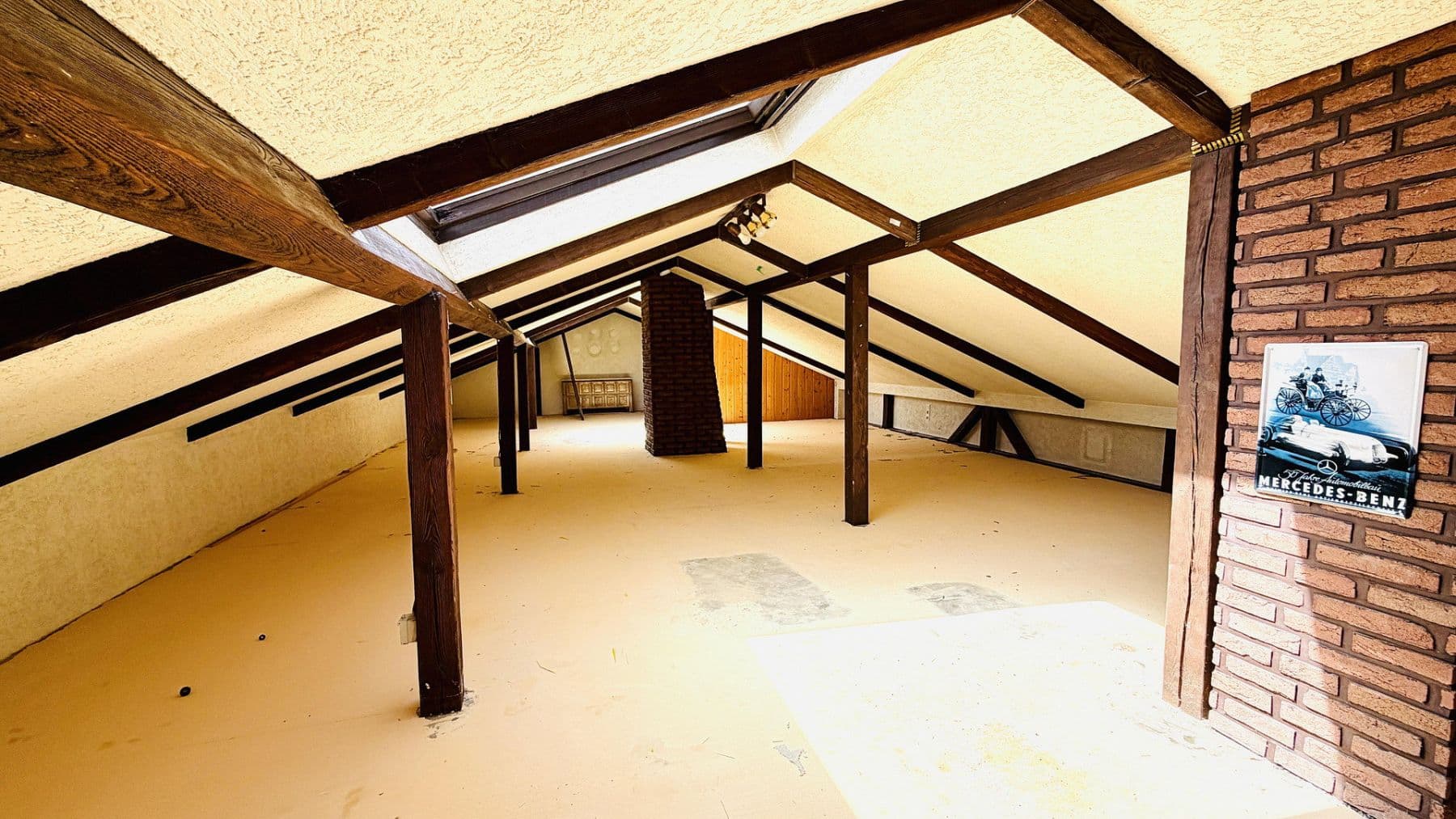 Prodej domu 127 m², pozemek 425 m², Leobschützerstraße 3, Nürnberg, Bavorsko Prodej domu 127 m², pozemek 425 m², Leobschützerstraße 3, Nürnberg, Bavorsko