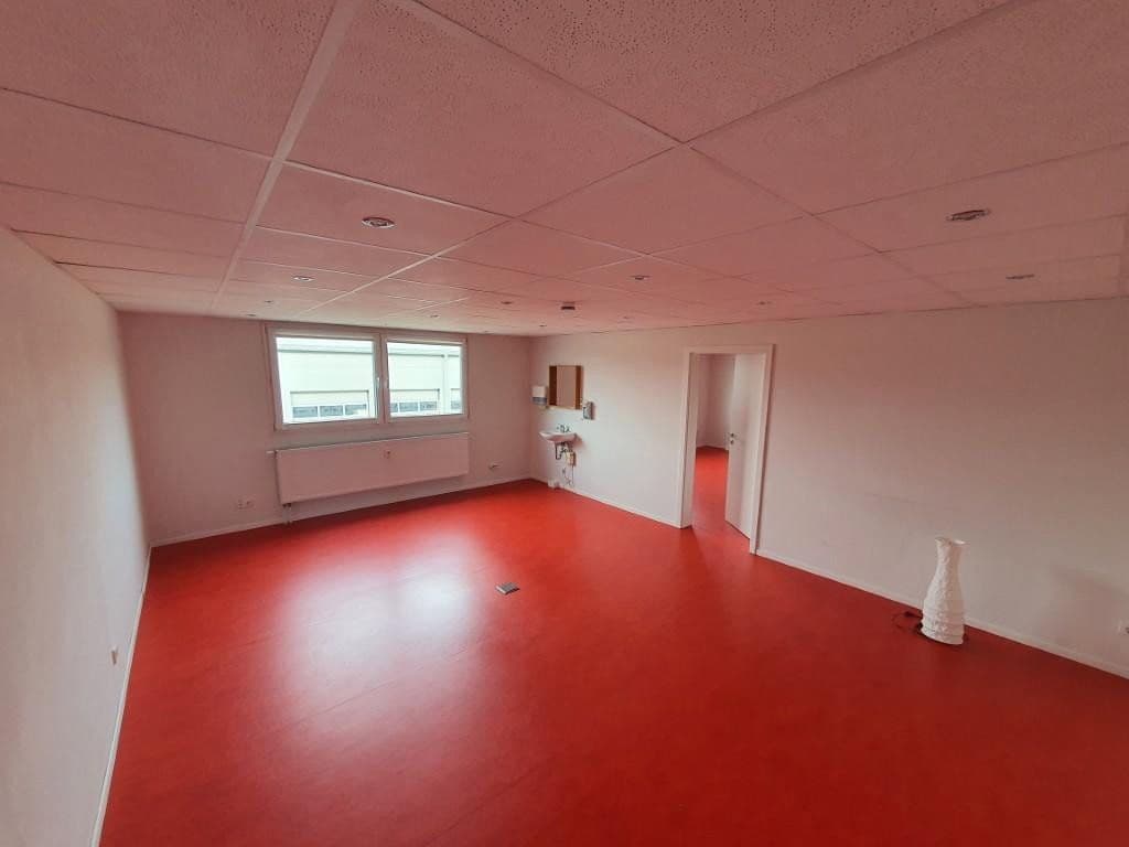 Pronájem kanceláře 60 m², Im Kapellenösch 9, Rottweil, Bádensko-Württembersko Pronájem kanceláře 60 m², Im Kapellenösch 9, Rottweil, Bádensko-Württembersko