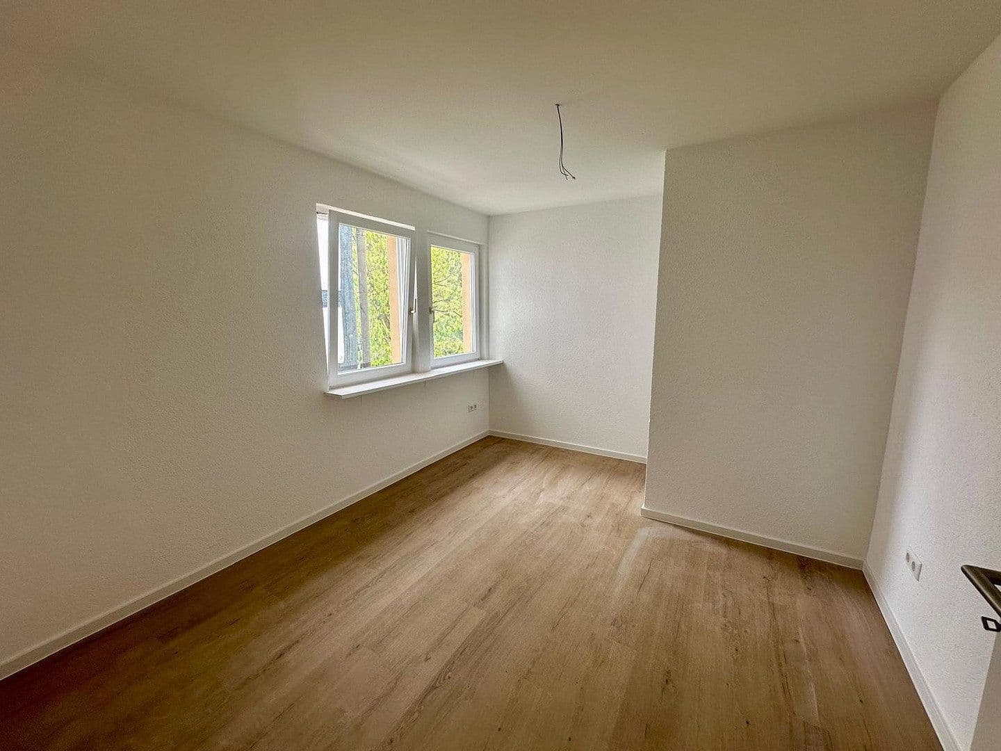Pronájem bytu 3+1 60 m², Hauptstraße 21, Bad Wimpfen, Bádensko-Württembersko Pronájem bytu 3+1 60 m², Hauptstraße 21, Bad Wimpfen, Bádensko-Württembersko