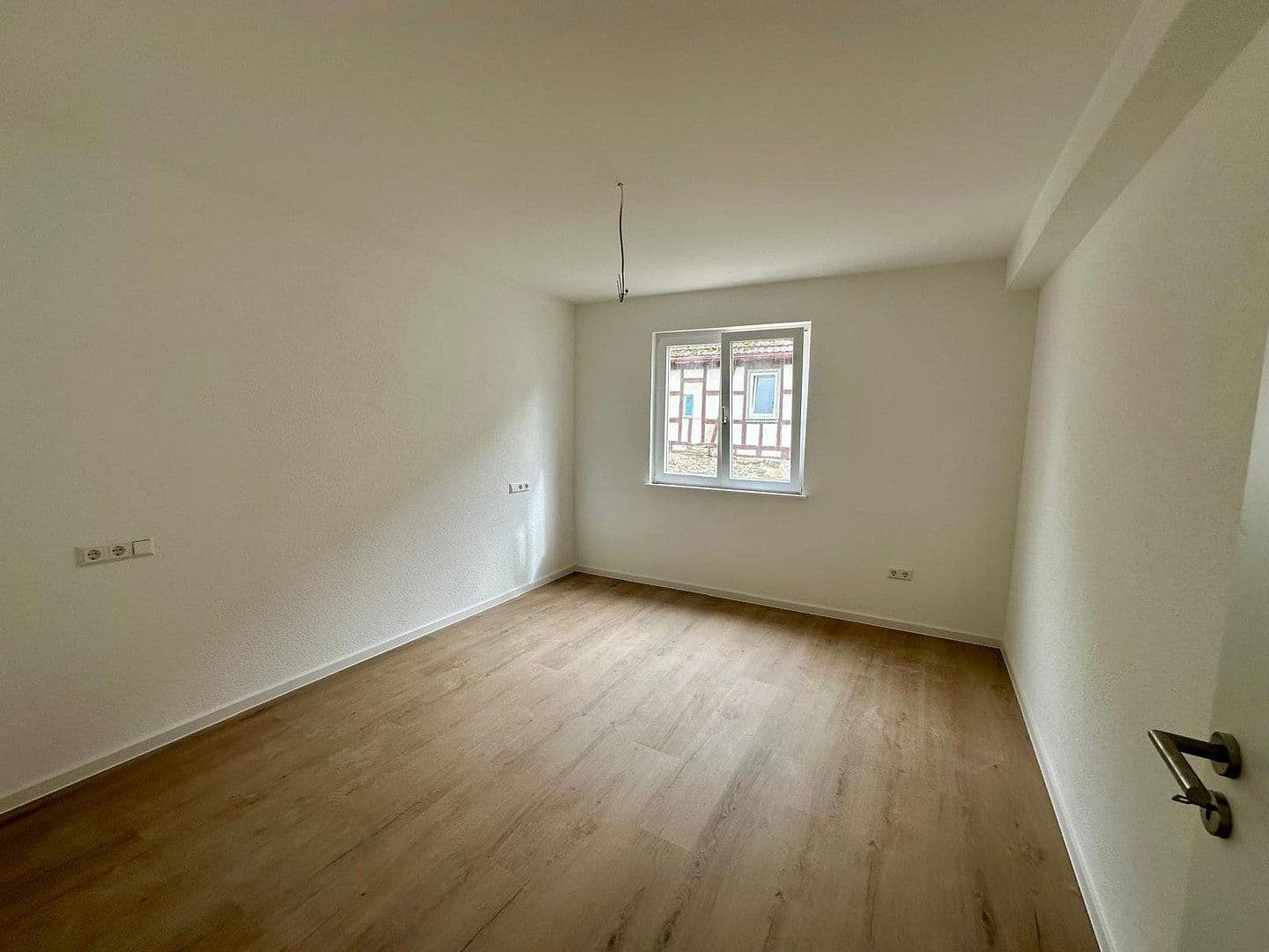 Pronájem bytu 3+1 60 m², Hauptstraße 21, Bad Wimpfen, Bádensko-Württembersko Pronájem bytu 3+1 60 m², Hauptstraße 21, Bad Wimpfen, Bádensko-Württembersko