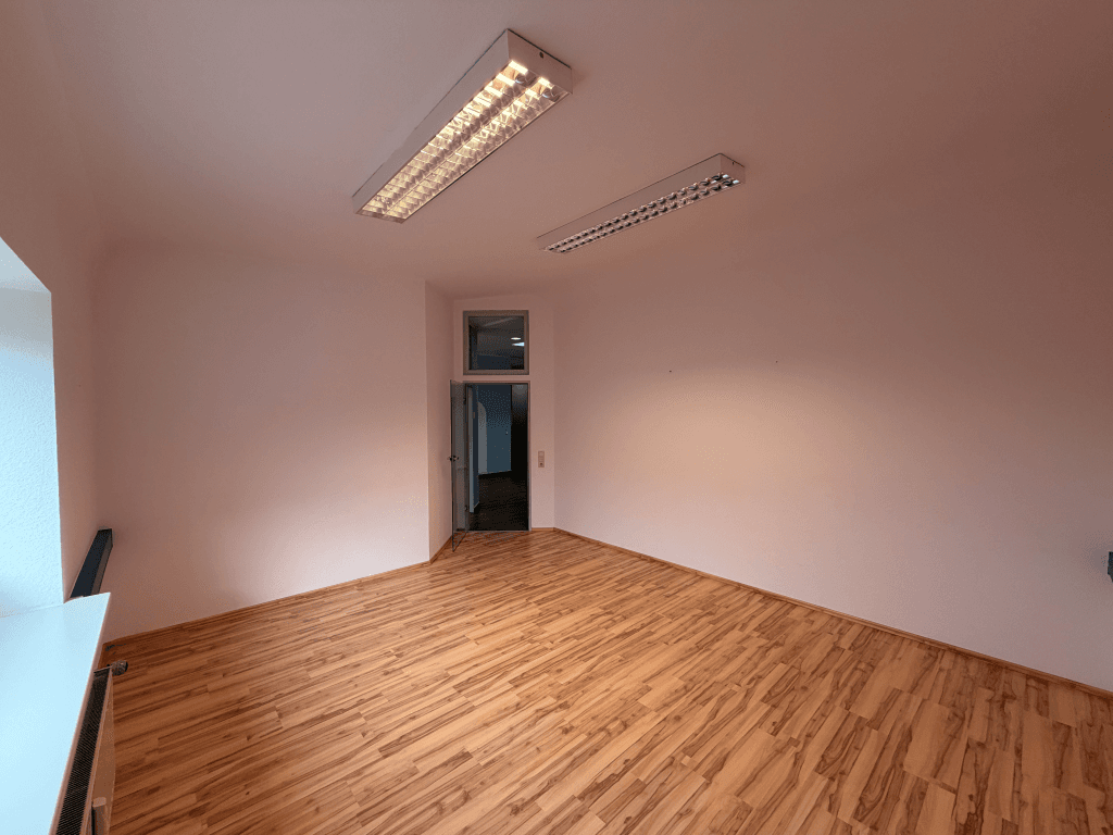 Pronájem kanceláře 632 m², Braunschweig, Dolní Sasko Pronájem kanceláře 632 m², Braunschweig, Dolní Sasko