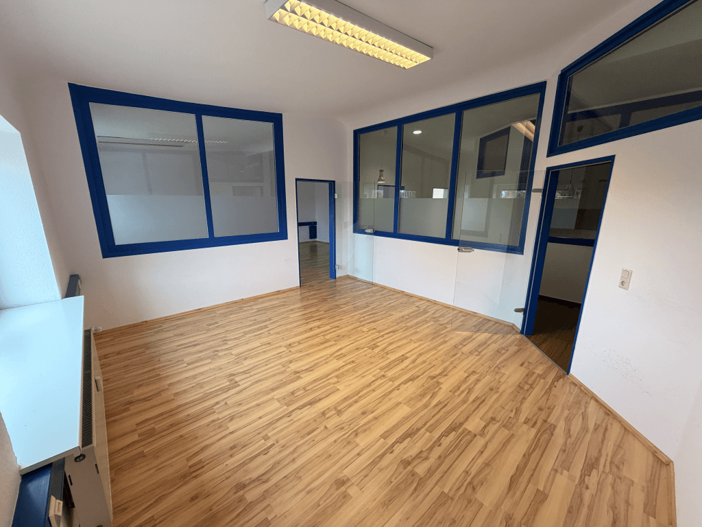 Pronájem kanceláře 632 m², Braunschweig, Dolní Sasko Pronájem kanceláře 632 m², Braunschweig, Dolní Sasko
