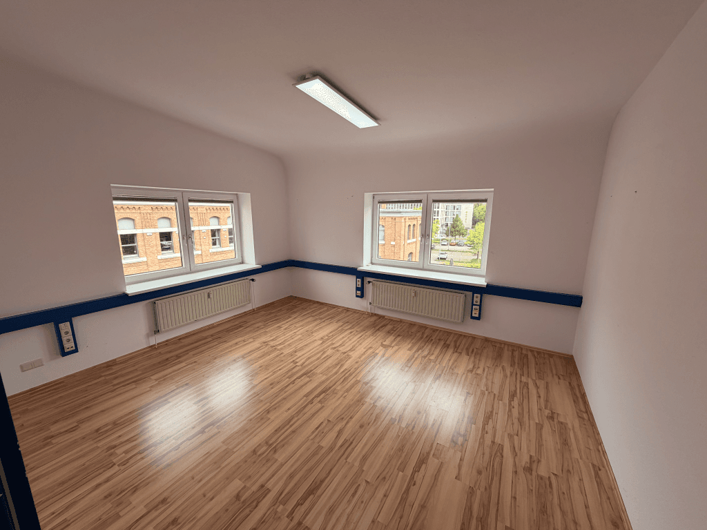 Pronájem kanceláře 632 m², Braunschweig, Dolní Sasko Pronájem kanceláře 632 m², Braunschweig, Dolní Sasko