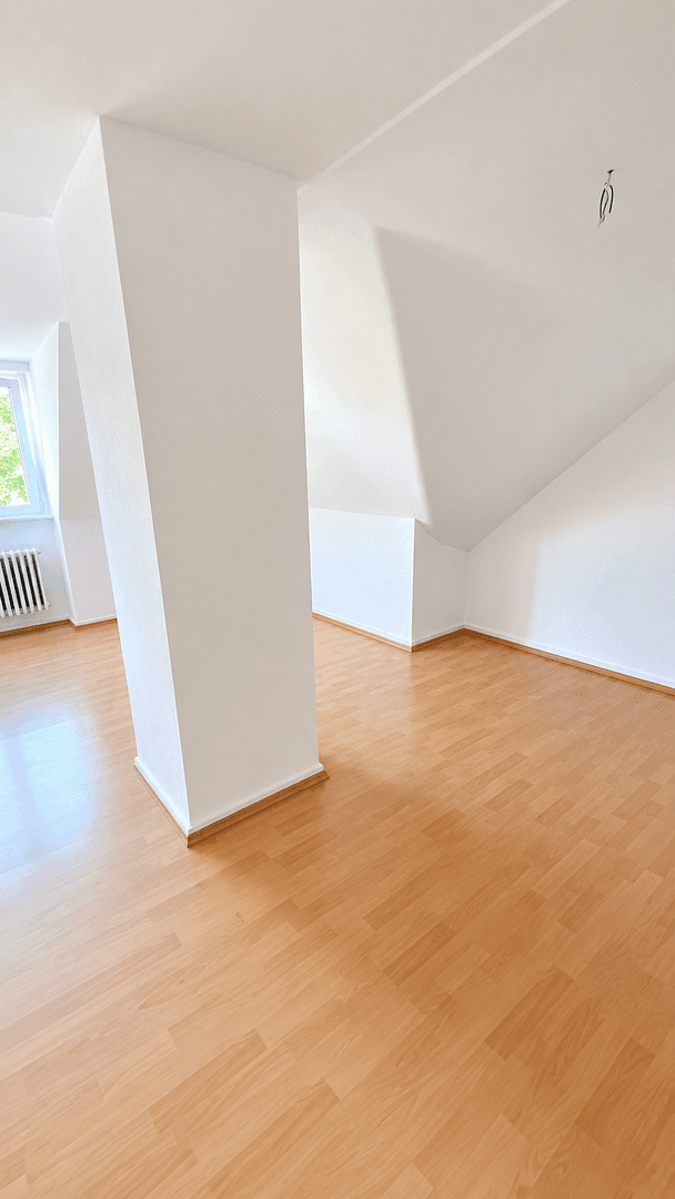 Pronájem bytu 3+1 73 m², Moltkestr. 1-5, Cáchy, Severní Porýní-Vestfálsko Pronájem bytu 3+1 73 m², Moltkestr. 1-5, Cáchy, Severní Porýní-Vestfálsko