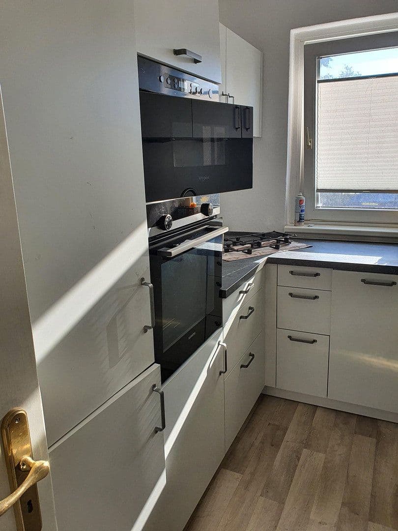 Pronájem bytu 3+1 58 m², Oberfeldstr. 1 G, Berlin, Berlín Pronájem bytu 3+1 58 m², Oberfeldstr. 1 G, Berlin, Berlín