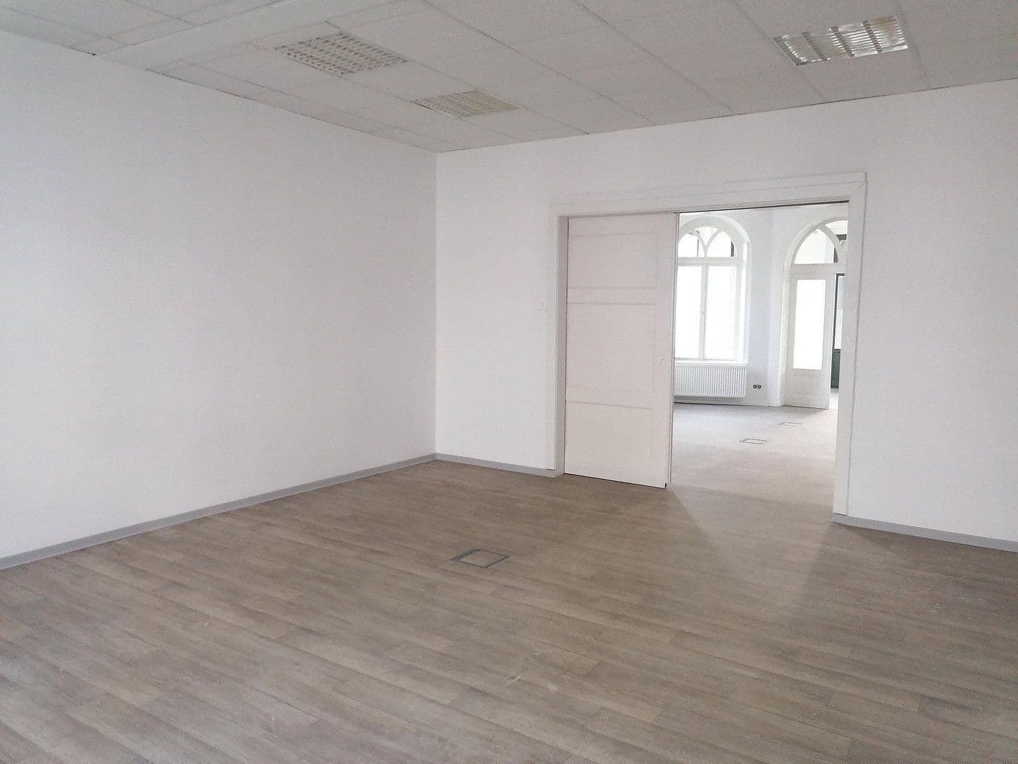 Pronájem kanceláře 816 m², Friedensstraße 11, Waren (Müritz), Mecklenburg-Vorpommern Pronájem kanceláře 816 m², Friedensstraße 11, Waren (Müritz), Mecklenburg-Vorpommern