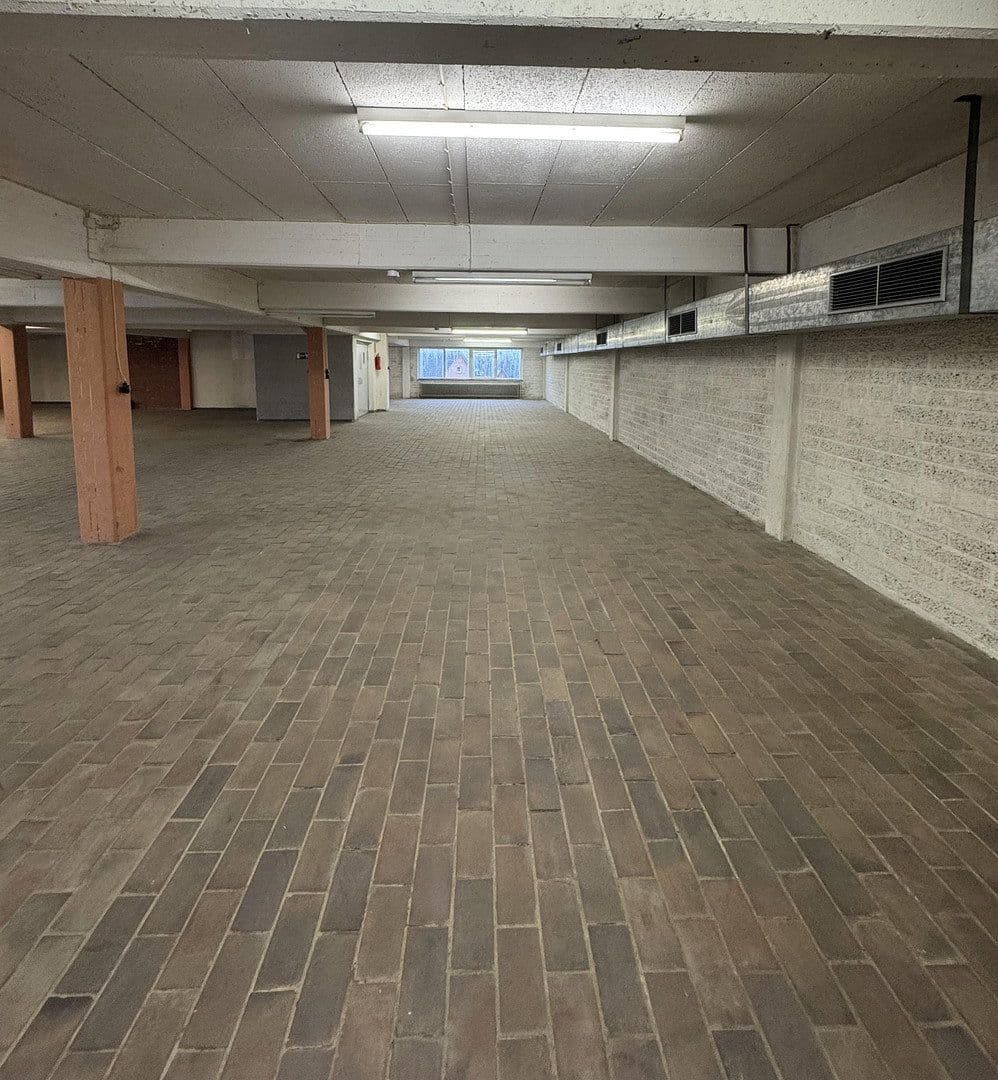 Pronájem nebytového prostoru 1.040 m², Heidehofweg 16, Tangstedt, Šlesvicko-Holštýnsko Pronájem nebytového prostoru 1.040 m², Heidehofweg 16, Tangstedt, Šlesvicko-Holštýnsko