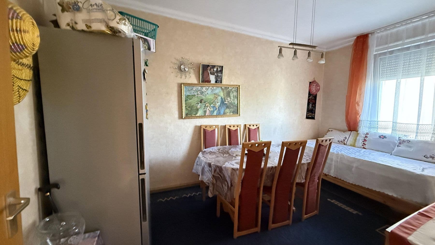 Pronájem bytu 3+1 64 m², Heininger Straße 12, Göppingen, Bádensko-Württembersko Pronájem bytu 3+1 64 m², Heininger Straße 12, Göppingen, Bádensko-Württembersko