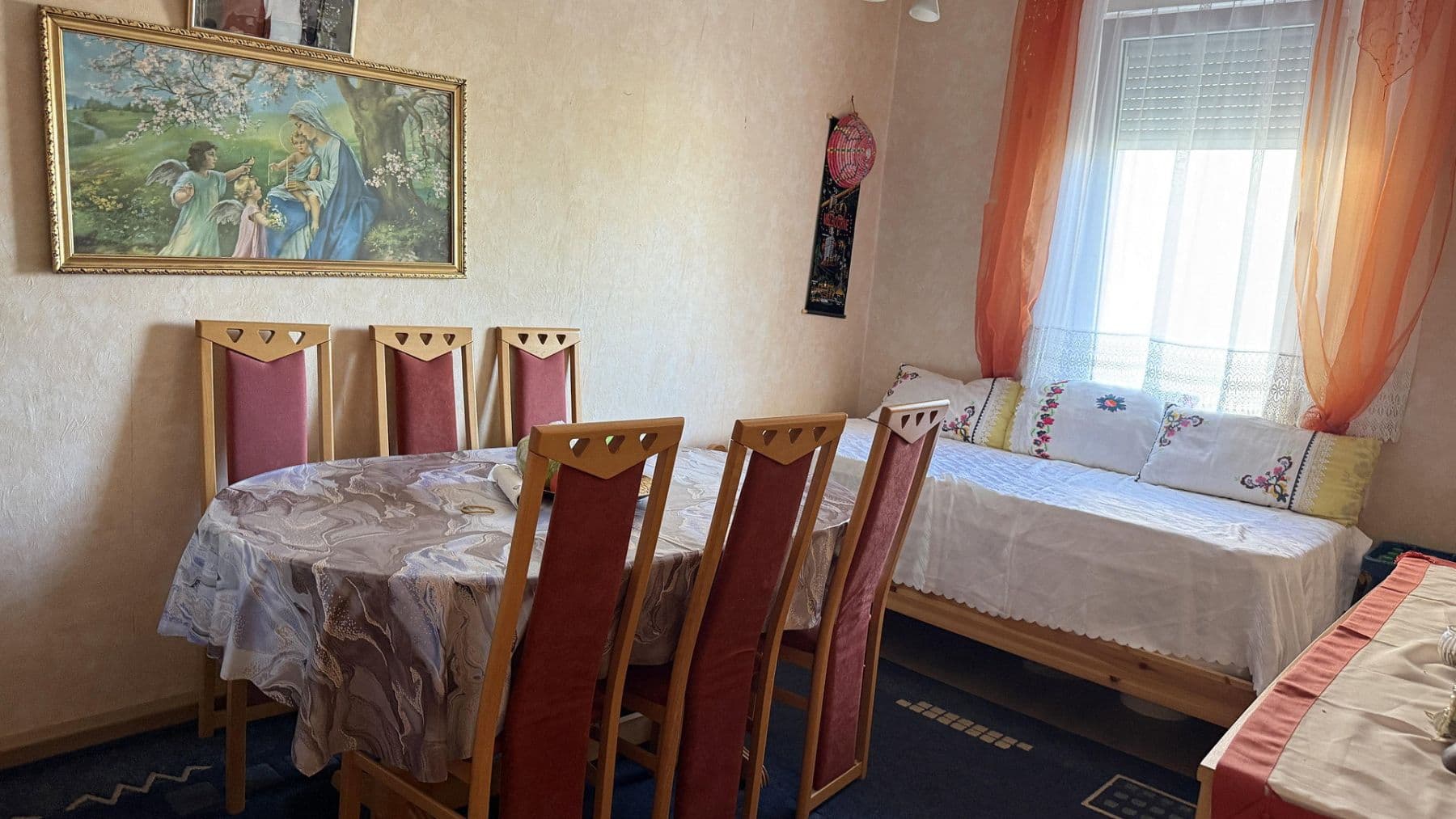 Pronájem bytu 3+1 64 m², Heininger Straße 12, Göppingen, Bádensko-Württembersko Pronájem bytu 3+1 64 m², Heininger Straße 12, Göppingen, Bádensko-Württembersko