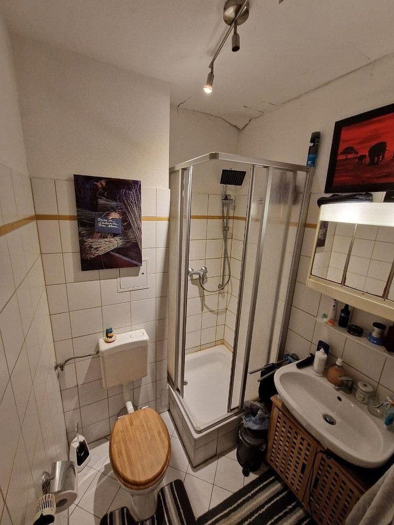 Pronájem bytu 1+1 29 m², Lessingstraße 15, Halle (Saale), Sasko-Anhaltsko Pronájem bytu 1+1 29 m², Lessingstraße 15, Halle (Saale), Sasko-Anhaltsko