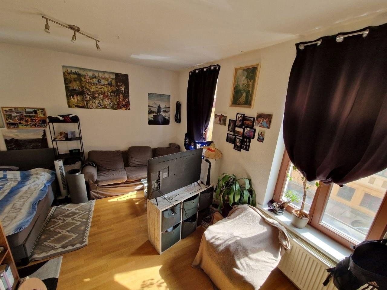 Pronájem bytu 1+1 29 m², Lessingstraße 15, Halle (Saale), Sasko-Anhaltsko Pronájem bytu 1+1 29 m², Lessingstraße 15, Halle (Saale), Sasko-Anhaltsko