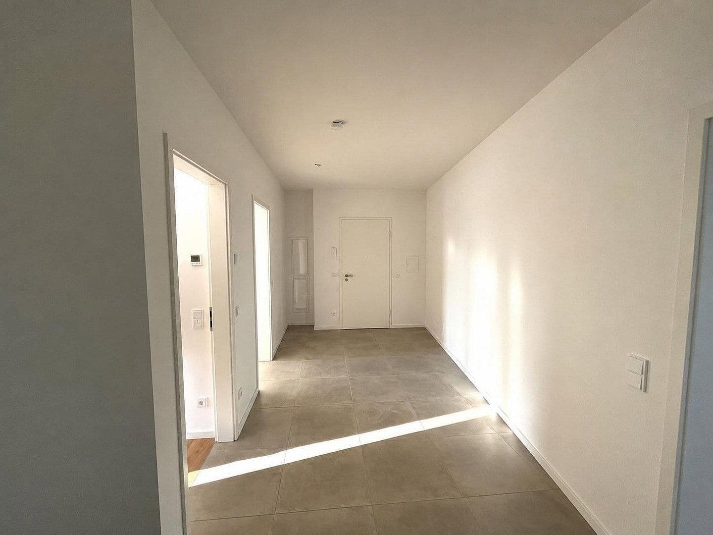 Pronájem bytu 3+1 82 m², Carl-Adam-Petri-Straße, Brandenburg - Potsdam, Braniborsko Pronájem bytu 3+1 82 m², Carl-Adam-Petri-Straße, Brandenburg - Potsdam, Braniborsko
