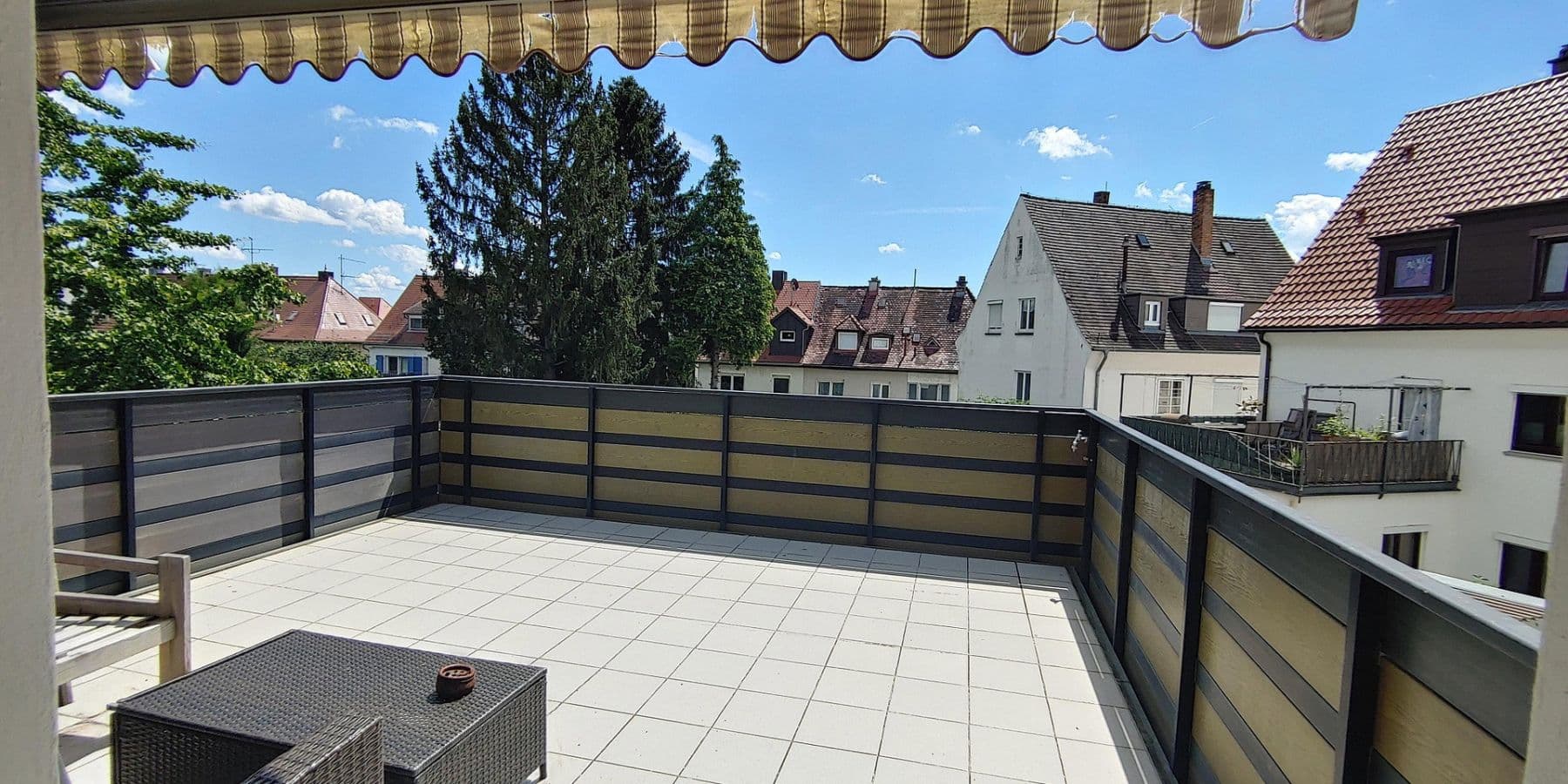 Pronájem bytu 1+kk 29 m², Stuttgart, Bádensko-Württembersko Pronájem bytu 1+kk 29 m², Stuttgart, Bádensko-Württembersko