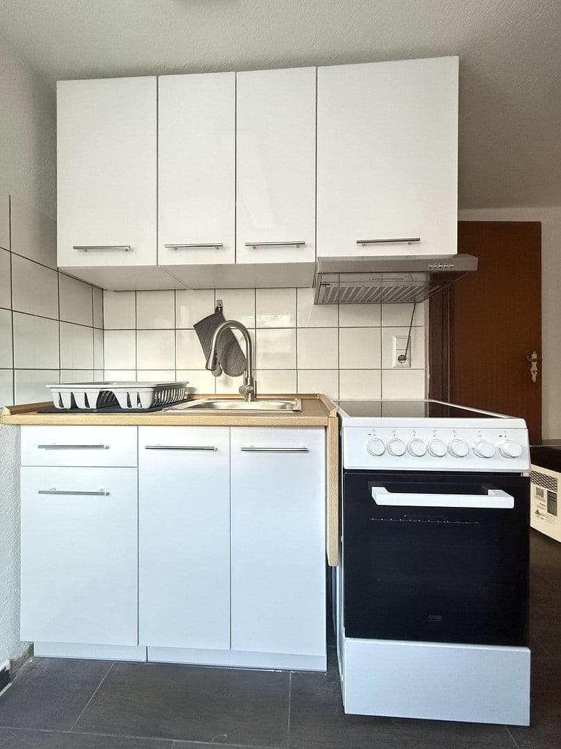 Pronájem bytu 1+kk 29 m², Stuttgart, Bádensko-Württembersko Pronájem bytu 1+kk 29 m², Stuttgart, Bádensko-Württembersko