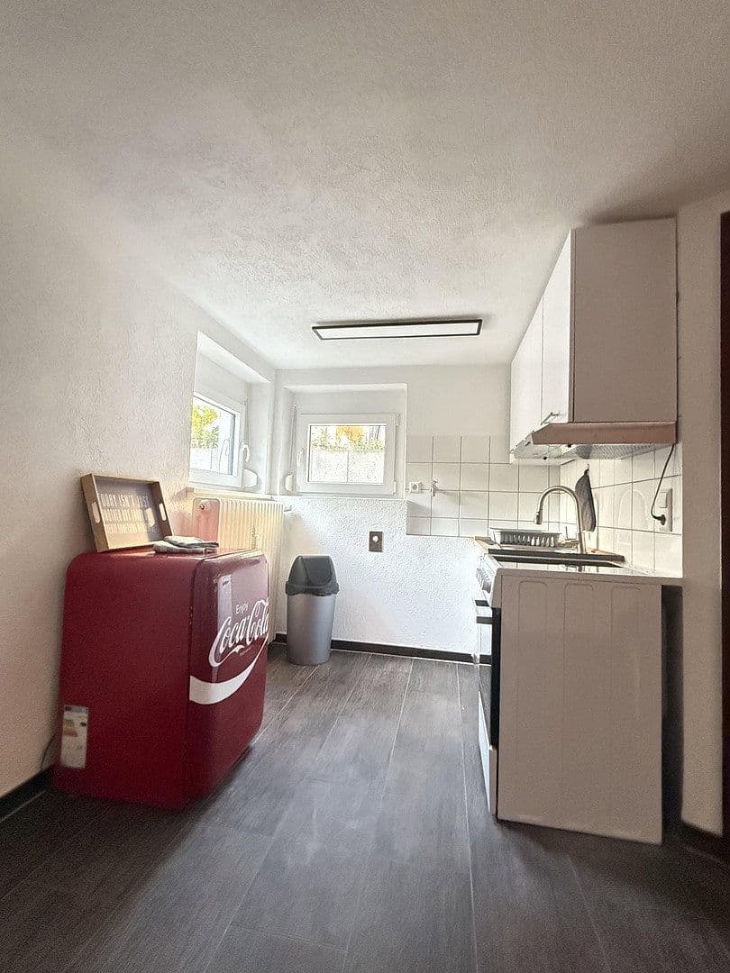 Pronájem bytu 1+kk 29 m², Stuttgart, Bádensko-Württembersko Pronájem bytu 1+kk 29 m², Stuttgart, Bádensko-Württembersko