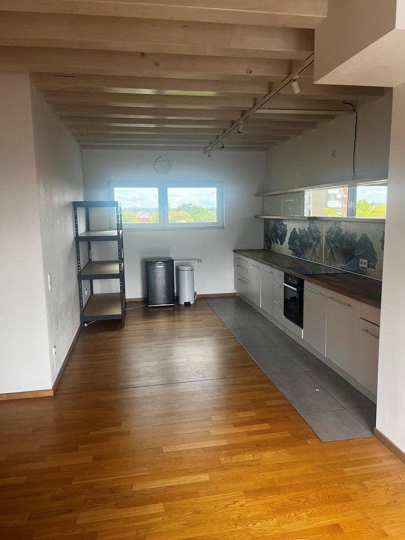 Pronájem bytu 2+1 61 m², Köln, Severní Porýní-Vestfálsko Pronájem bytu 2+1 61 m², Köln, Severní Porýní-Vestfálsko