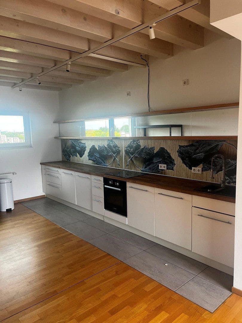 Pronájem bytu 2+1 61 m², Köln, Severní Porýní-Vestfálsko Pronájem bytu 2+1 61 m², Köln, Severní Porýní-Vestfálsko