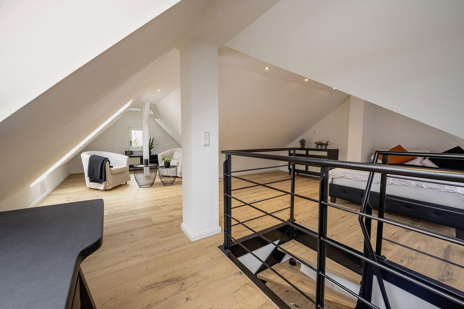 Pronájem bytu 3+1 88 m², Eduard-Pfeiffer-Str., Stuttgart, Bádensko-Württembersko Pronájem bytu 3+1 88 m², Eduard-Pfeiffer-Str., Stuttgart, Bádensko-Württembersko