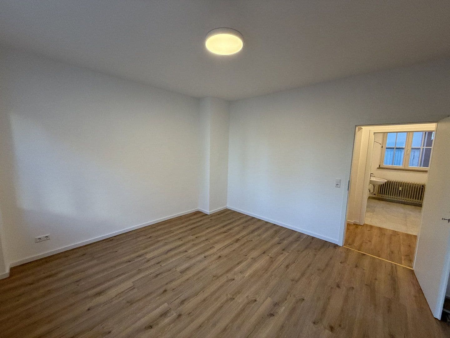 Pronájem bytu 3+1 84 m², Hauptstraße 4, Ilshofen, Bádensko-Württembersko Pronájem bytu 3+1 84 m², Hauptstraße 4, Ilshofen, Bádensko-Württembersko