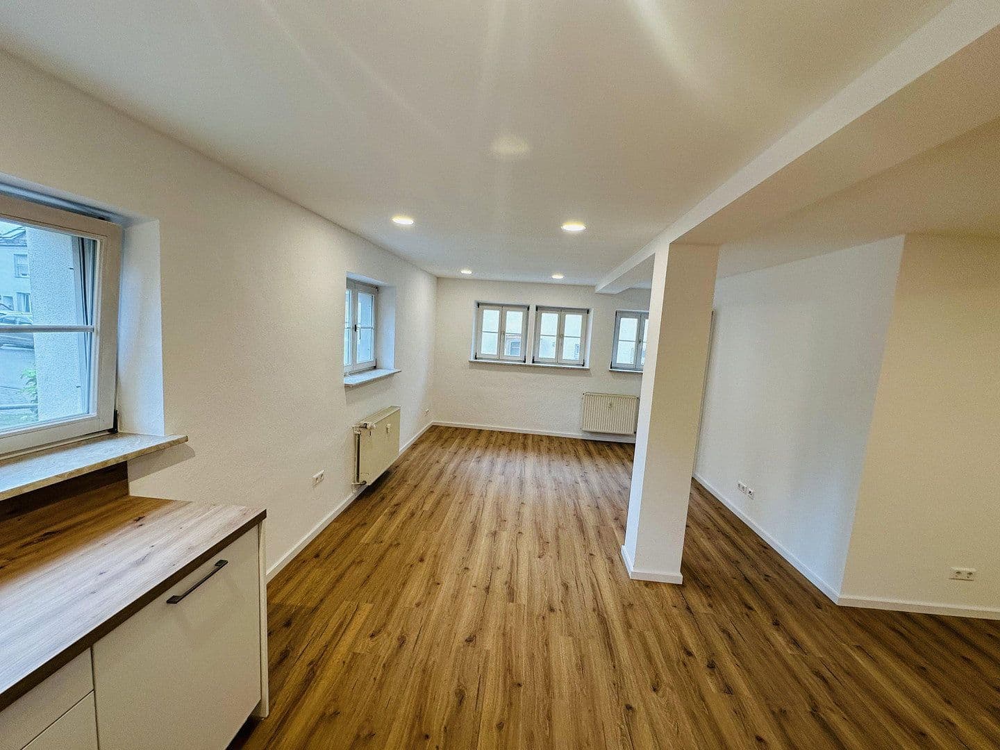 Pronájem bytu 2+1 65 m², Ilshofen, Bádensko-Württembersko Pronájem bytu 2+1 65 m², Ilshofen, Bádensko-Württembersko
