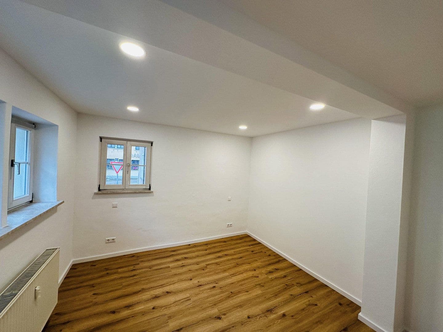 Pronájem bytu 2+1 65 m², Ilshofen, Bádensko-Württembersko Pronájem bytu 2+1 65 m², Ilshofen, Bádensko-Württembersko