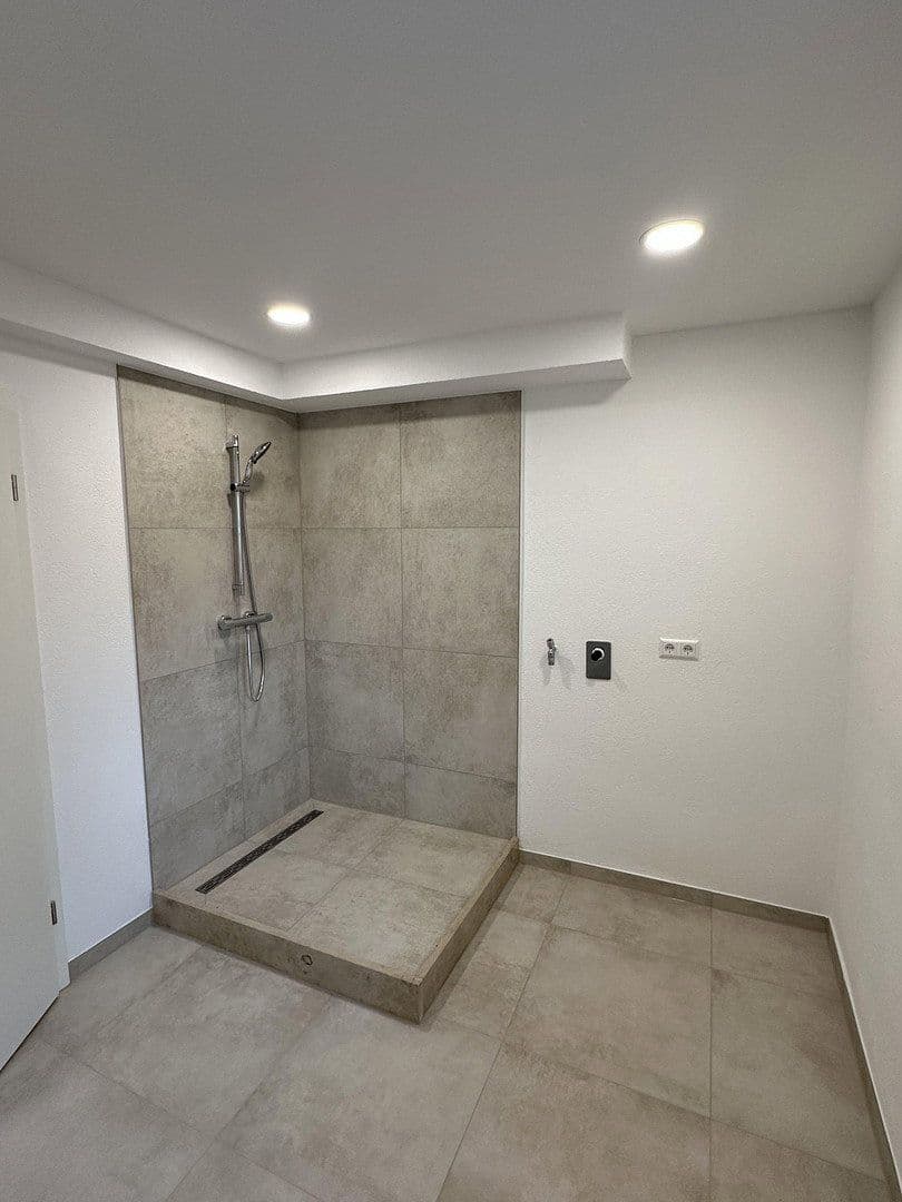 Pronájem bytu 2+1 65 m², Ilshofen, Bádensko-Württembersko Pronájem bytu 2+1 65 m², Ilshofen, Bádensko-Württembersko