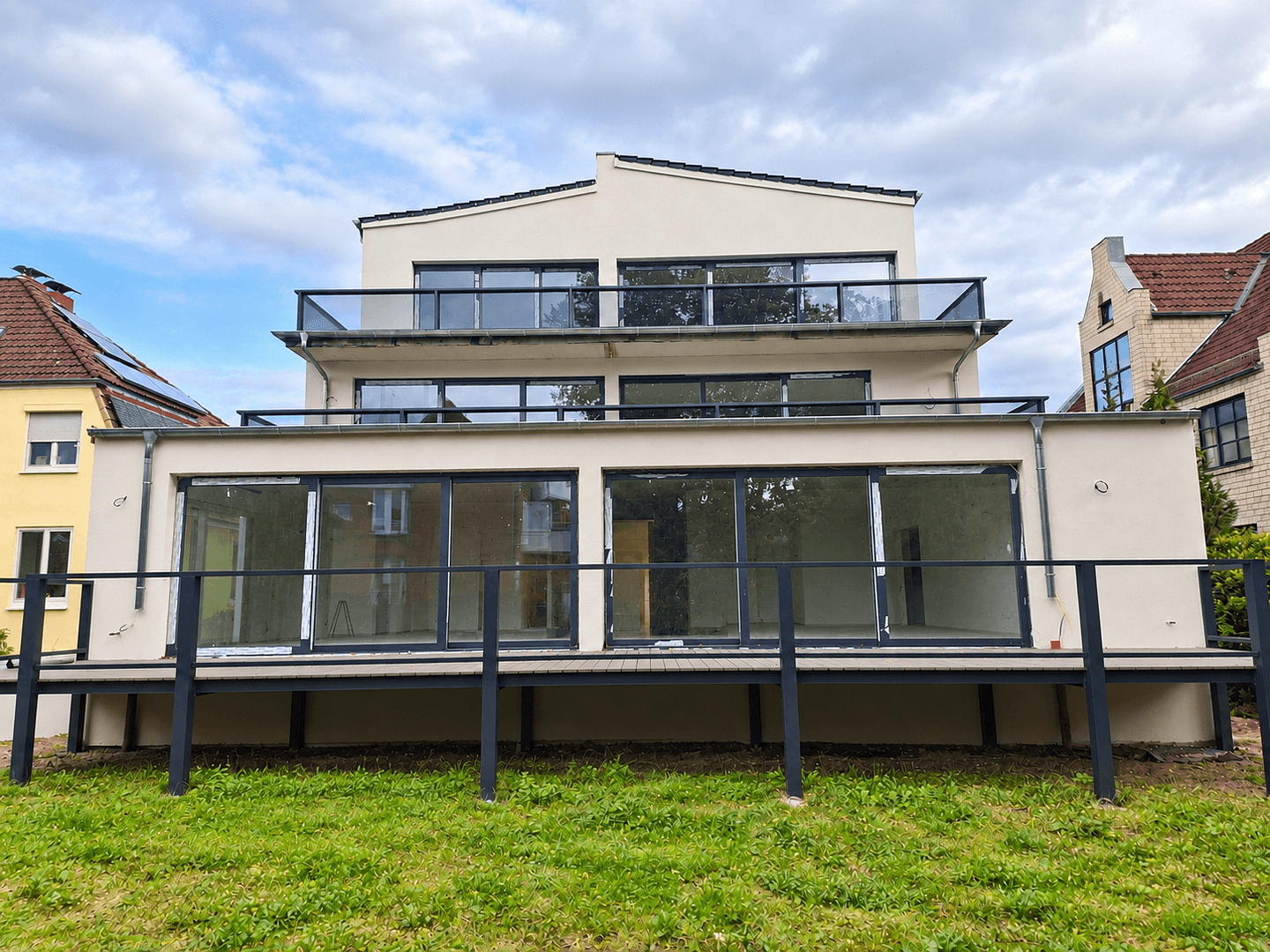 Prodej bytu 3+1 125 m², Bremen, Bremen Prodej bytu 3+1 125 m², Bremen, Bremen