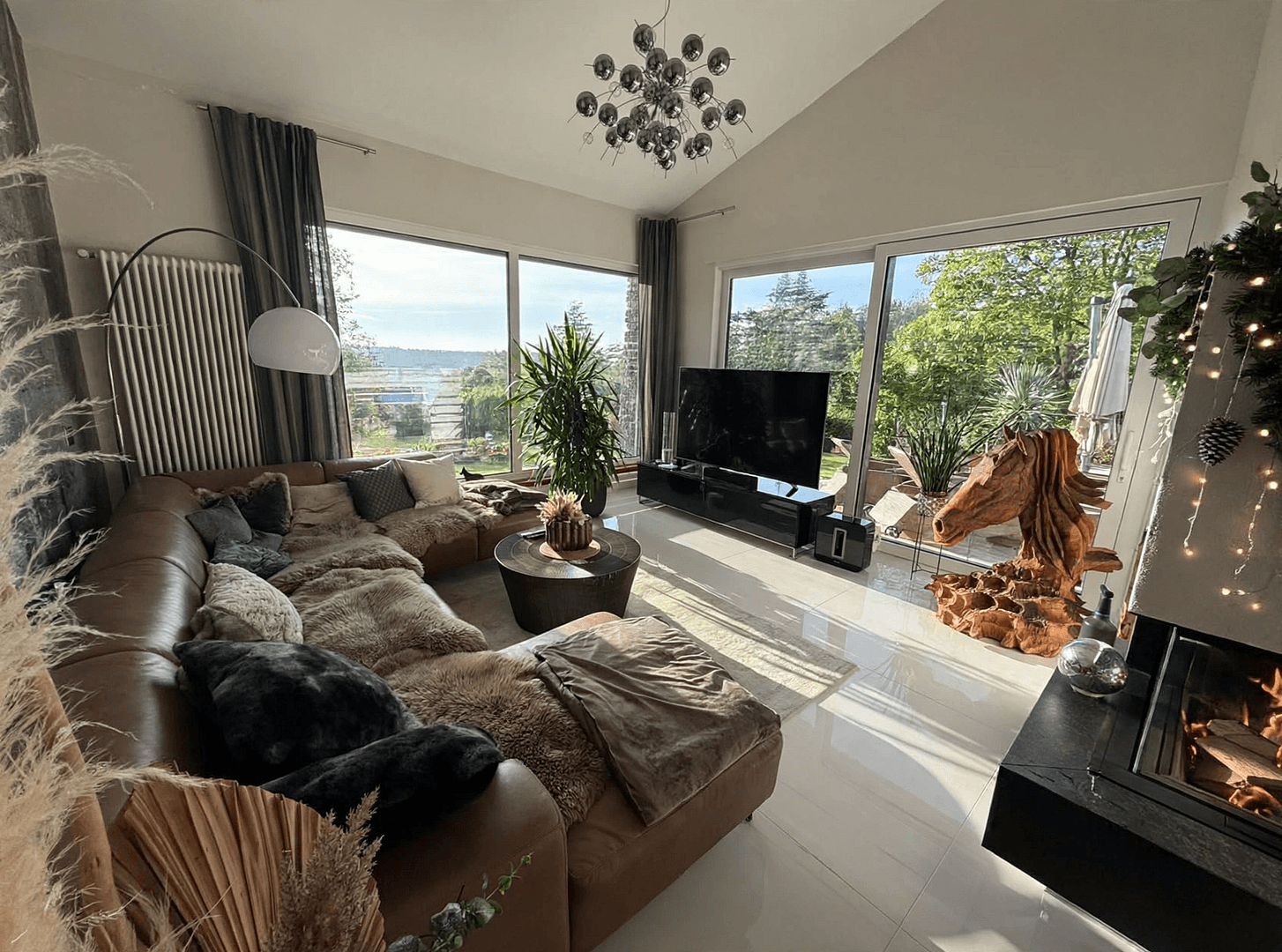 Prodej domu 205 m², pozemek 2.140 m², Hof, Bavorsko Prodej domu 205 m², pozemek 2.140 m², Hof, Bavorsko