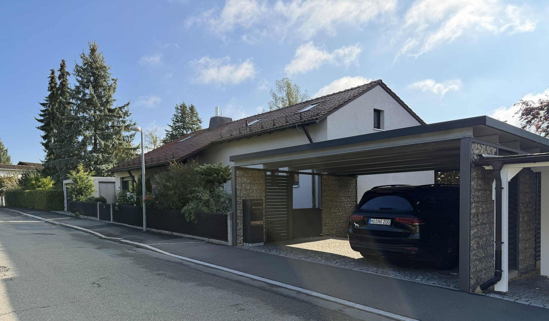 Prodej domu 205 m², pozemek 2.140 m², Hof, Bavorsko Prodej domu 205 m², pozemek 2.140 m², Hof, Bavorsko