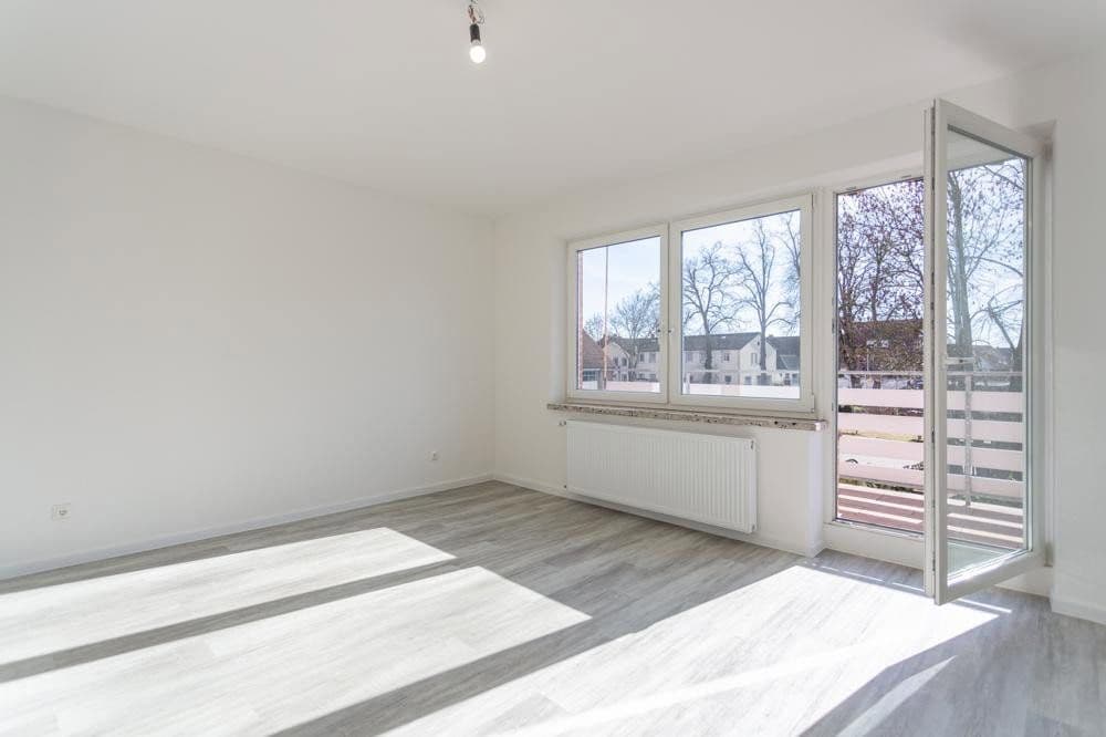 Prodej domu 118 m², pozemek 283 m², Sudweyher Beeke 1, Weyhe, Dolní Sasko Prodej domu 118 m², pozemek 283 m², Sudweyher Beeke 1, Weyhe, Dolní Sasko