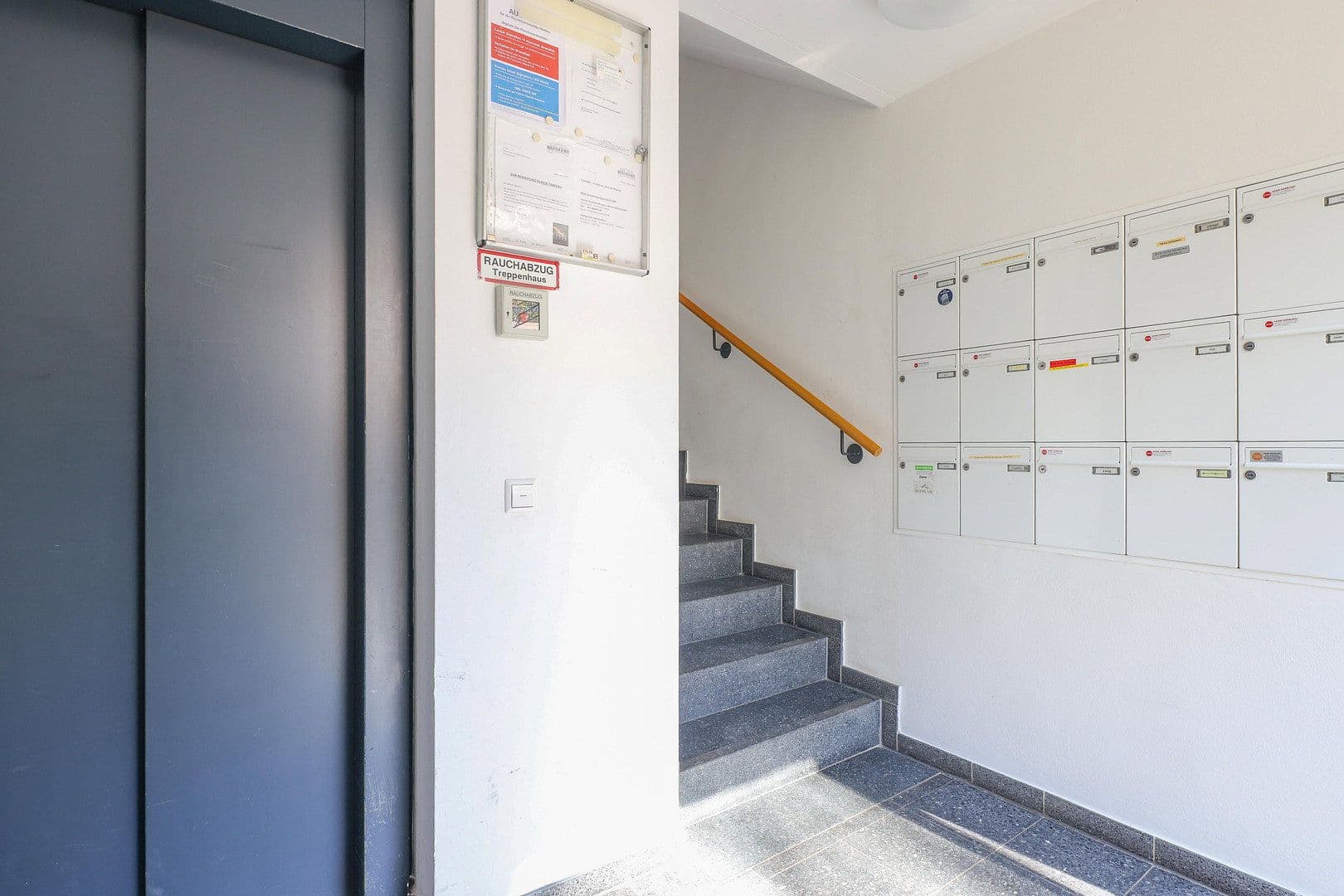 Prodej bytu 1+1 46 m², Dircksenstraße 44, Berlin, Berlín Prodej bytu 1+1 46 m², Dircksenstraße 44, Berlin, Berlín