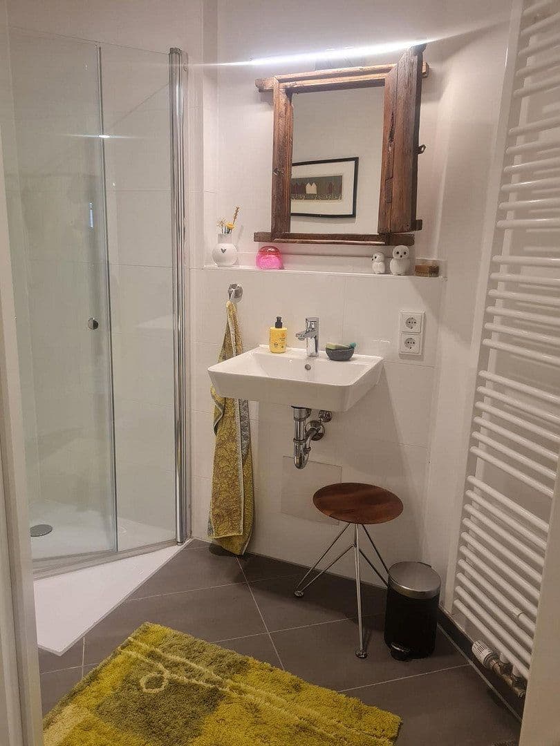 Pronájem bytu 4+1 97 m², Colmdorfstr.13, München, Bavorsko Pronájem bytu 4+1 97 m², Colmdorfstr.13, München, Bavorsko