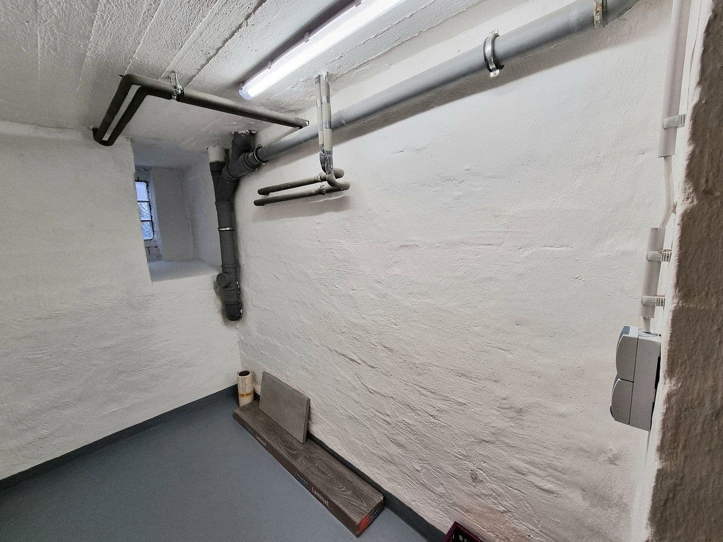 Pronájem bytu 3+1 95 m², Hohenhameln, Dolní Sasko Pronájem bytu 3+1 95 m², Hohenhameln, Dolní Sasko