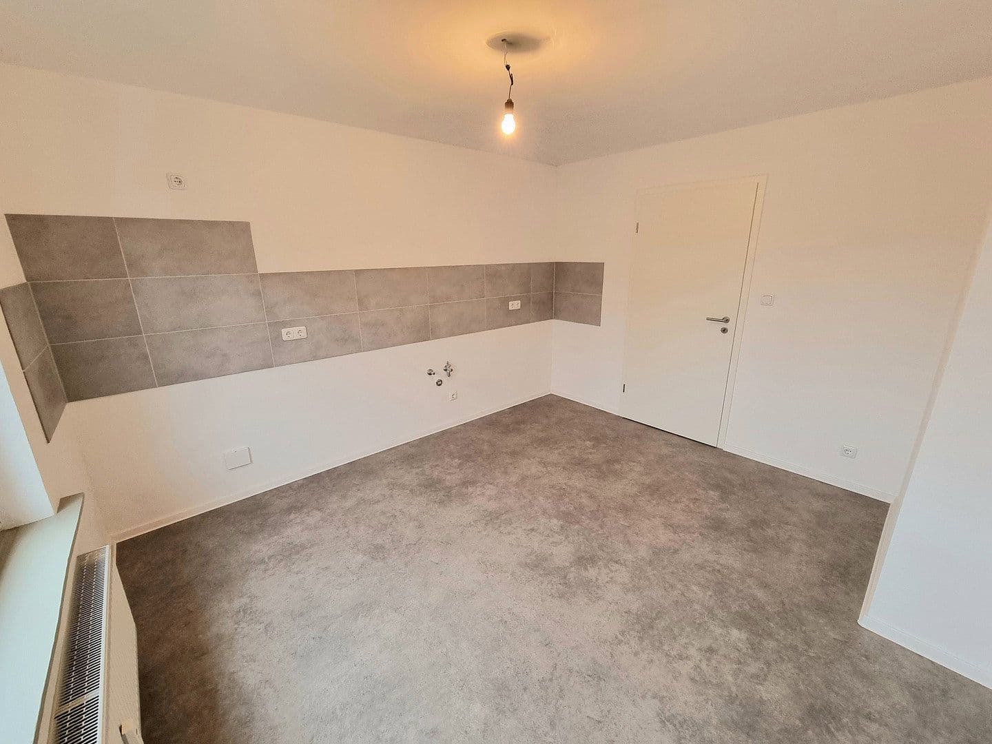 Pronájem bytu 3+1 95 m², Hohenhameln, Dolní Sasko Pronájem bytu 3+1 95 m², Hohenhameln, Dolní Sasko