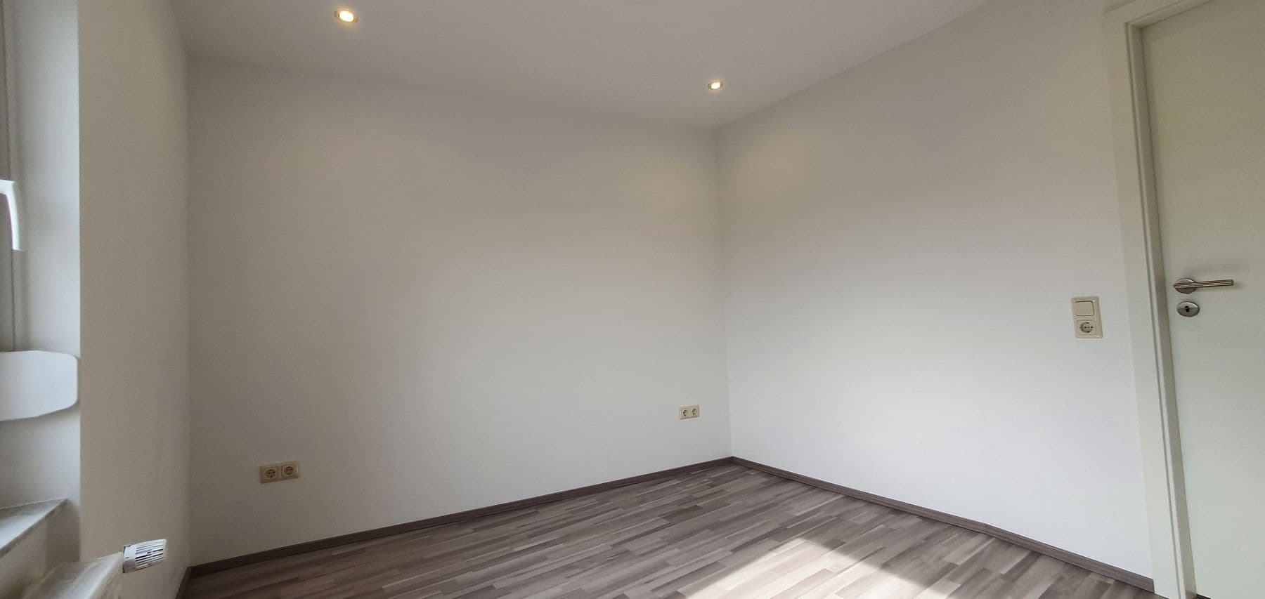 Pronájem bytu 2+1 43 m², Hohenhameln, Dolní Sasko Pronájem bytu 2+1 43 m², Hohenhameln, Dolní Sasko