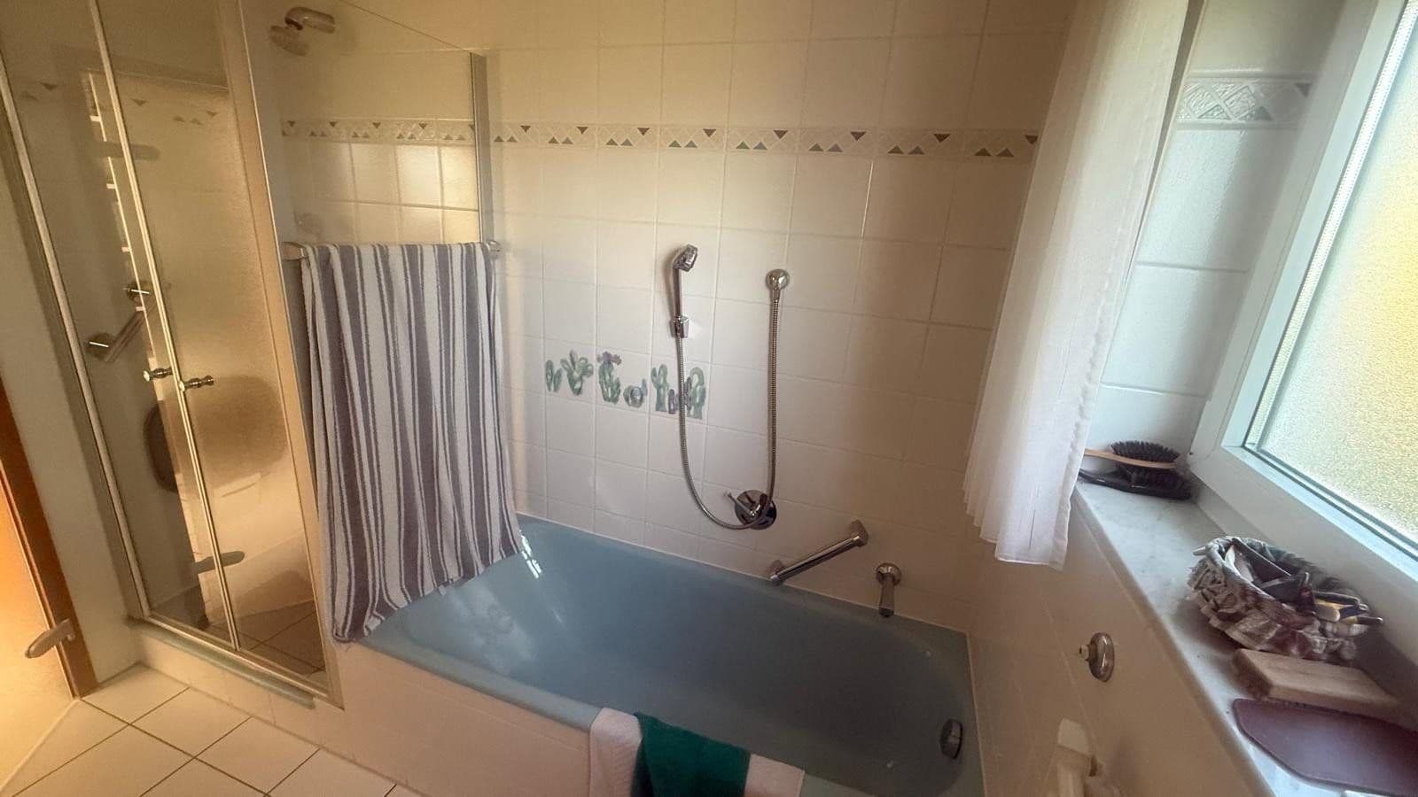 Pronájem domu 150 m², pozemek 4.000 m², Heilbronn, Bádensko-Württembersko Pronájem domu 150 m², pozemek 4.000 m², Heilbronn, Bádensko-Württembersko