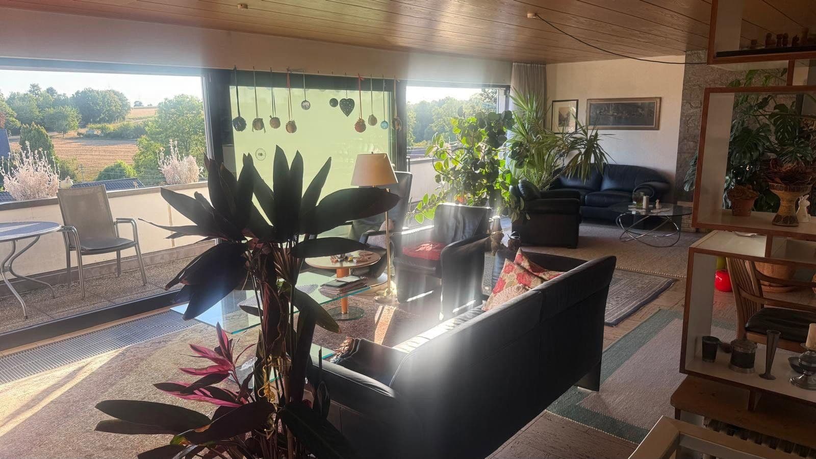 Pronájem domu 150 m², pozemek 4.000 m², Heilbronn, Bádensko-Württembersko Pronájem domu 150 m², pozemek 4.000 m², Heilbronn, Bádensko-Württembersko
